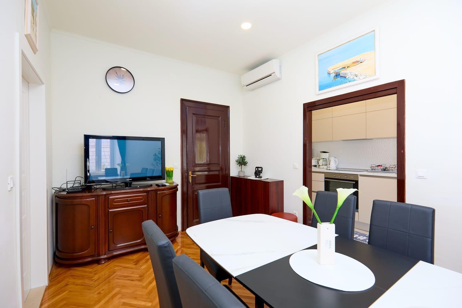 Spacious 4 Bedroom Dubrovnik Apartment Bagian luar foto